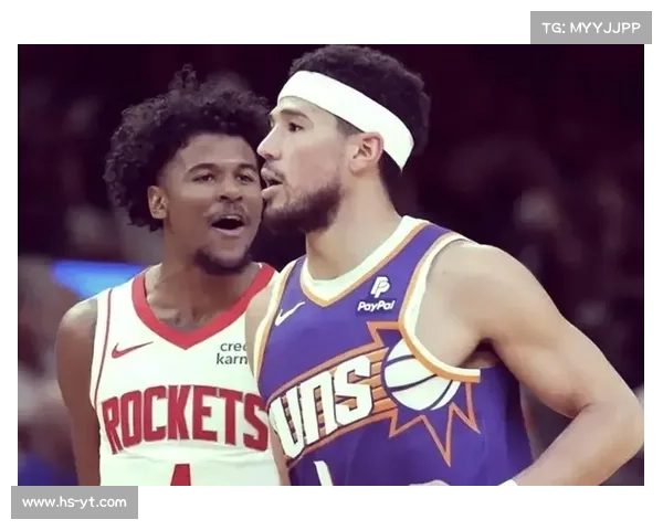 布克引领太阳队战术革新 探索球队进攻与防守的协同配合